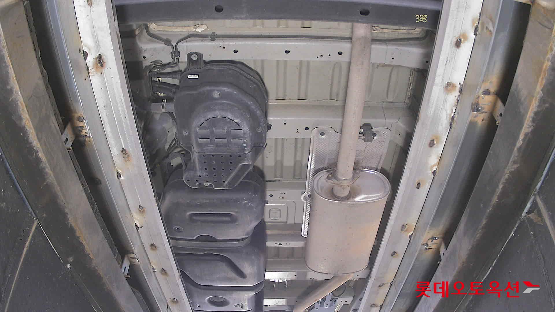 هيونداي ستاريا