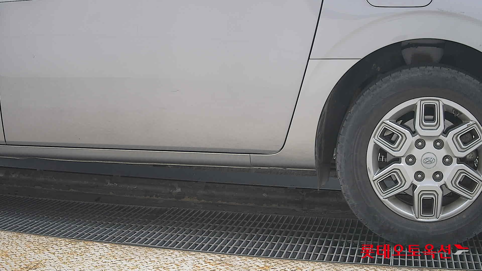 هيونداي ستاريا