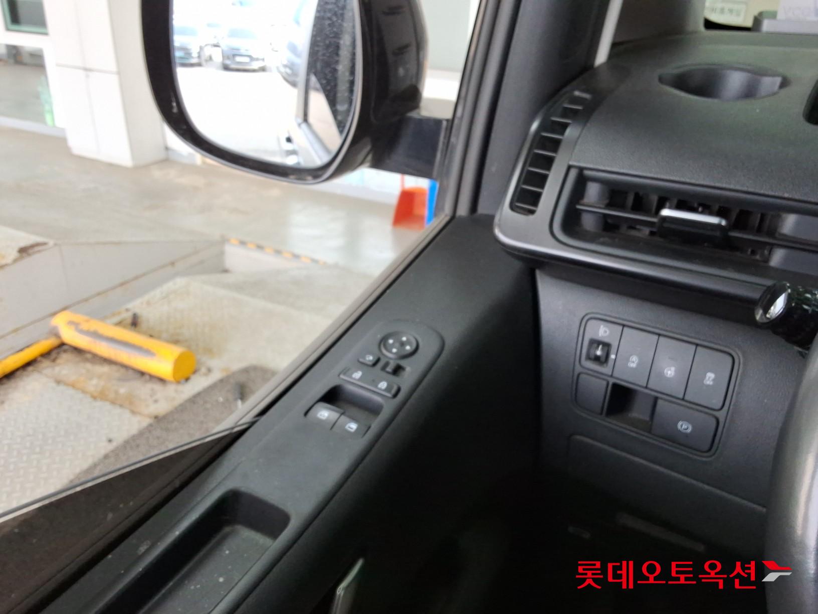 هيونداي ستاريا