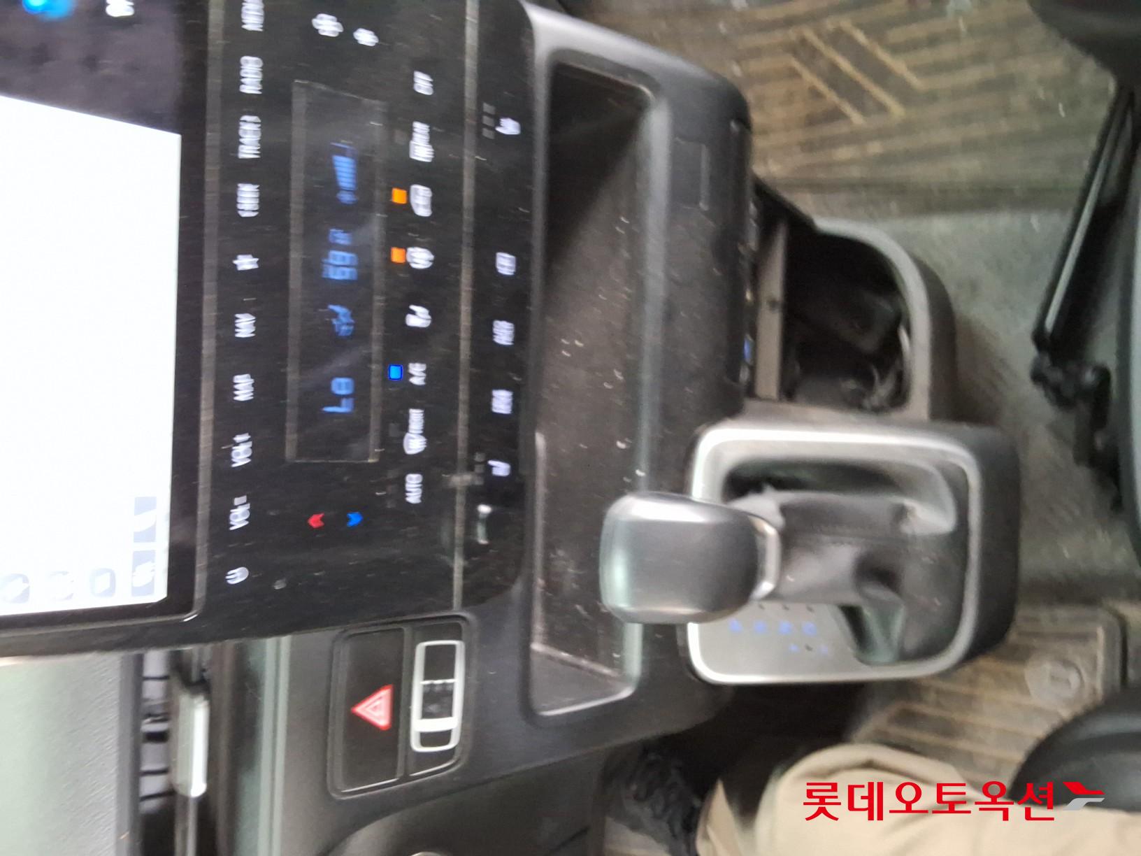 هيونداي ستاريا