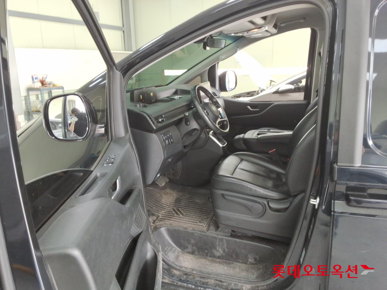 هيونداي ستاريا