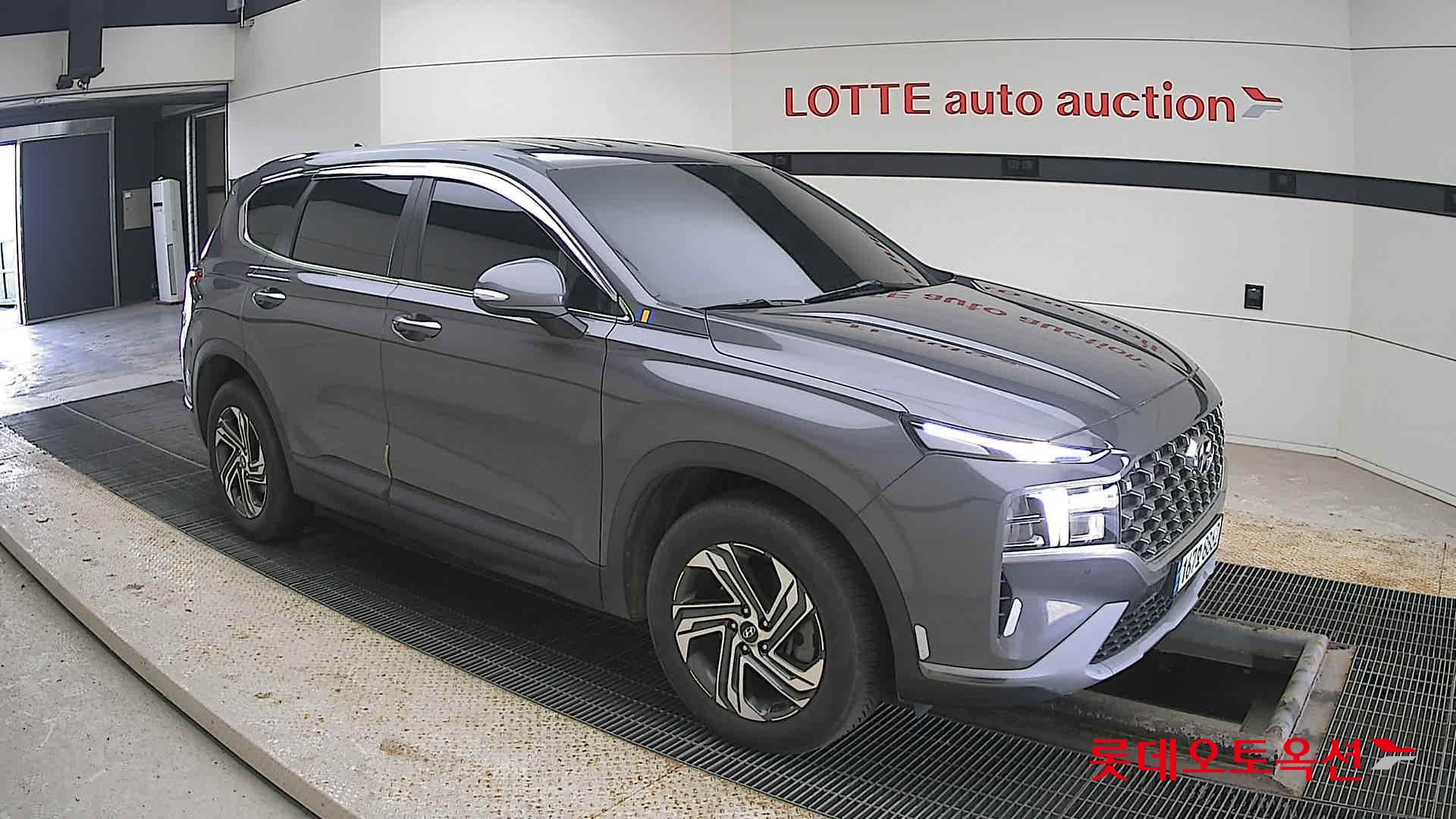 2022 - Hyundai SANTAFE