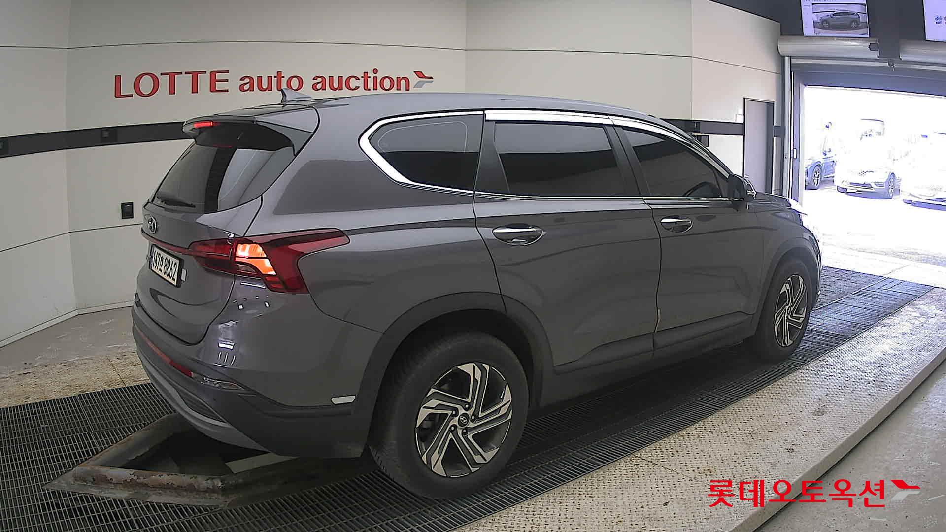 2022 - Hyundai SANTAFE
