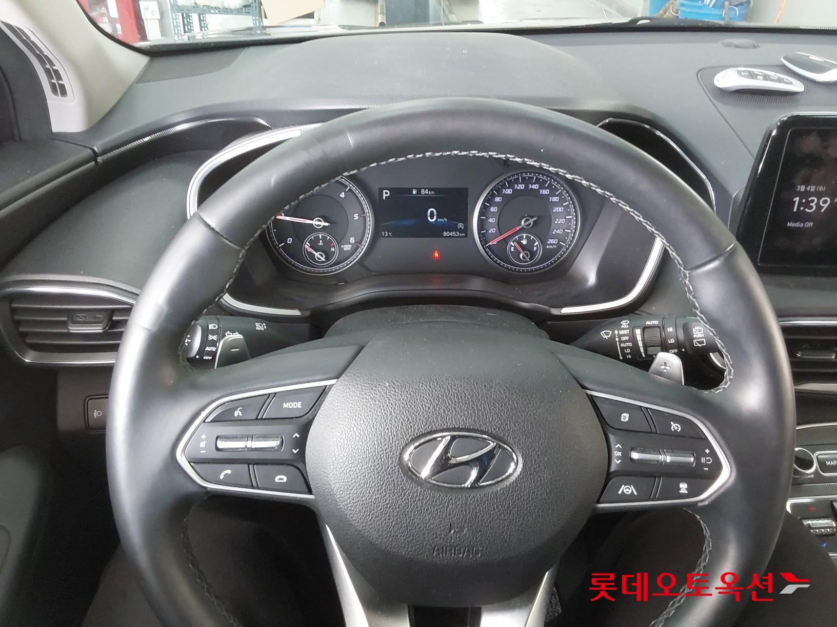 2022 - Hyundai SANTAFE