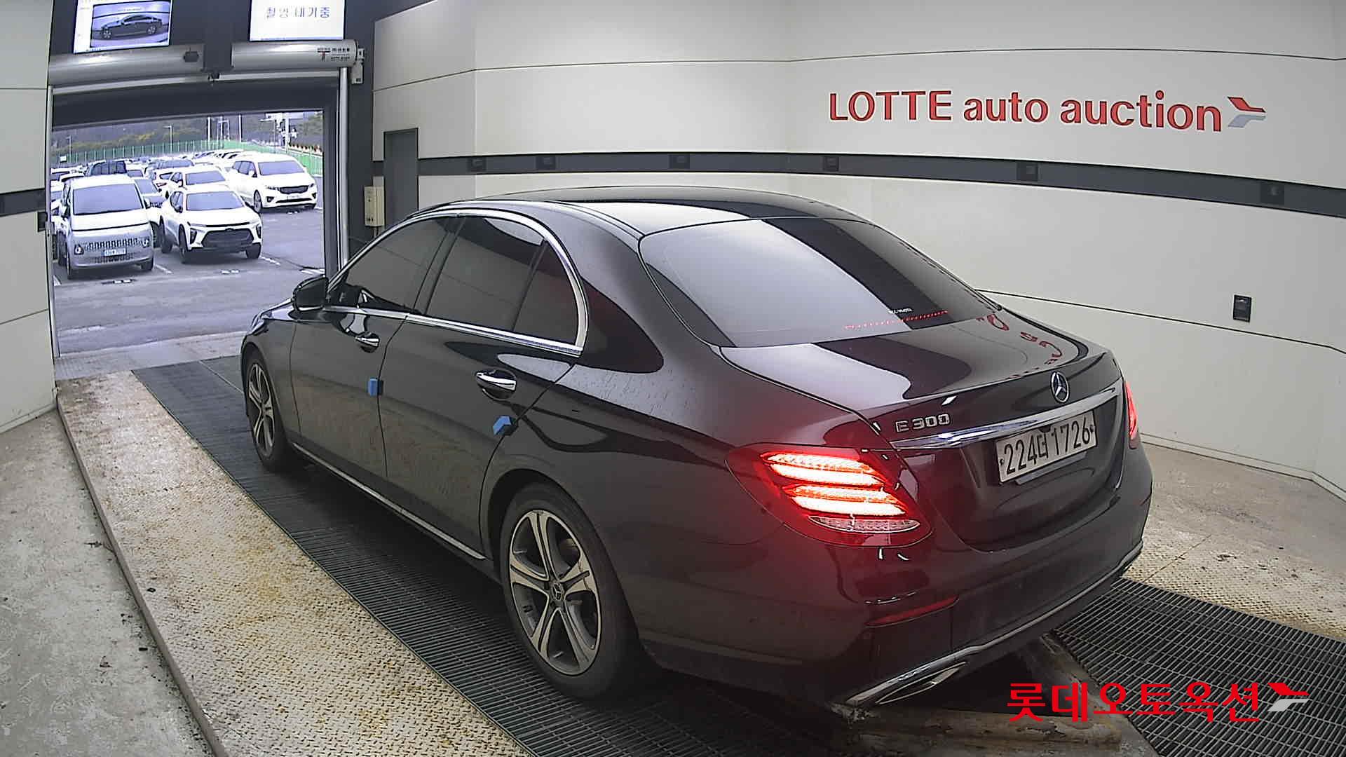 Mercedes-Benz E300 2019 Черный из Кореи, фото 6