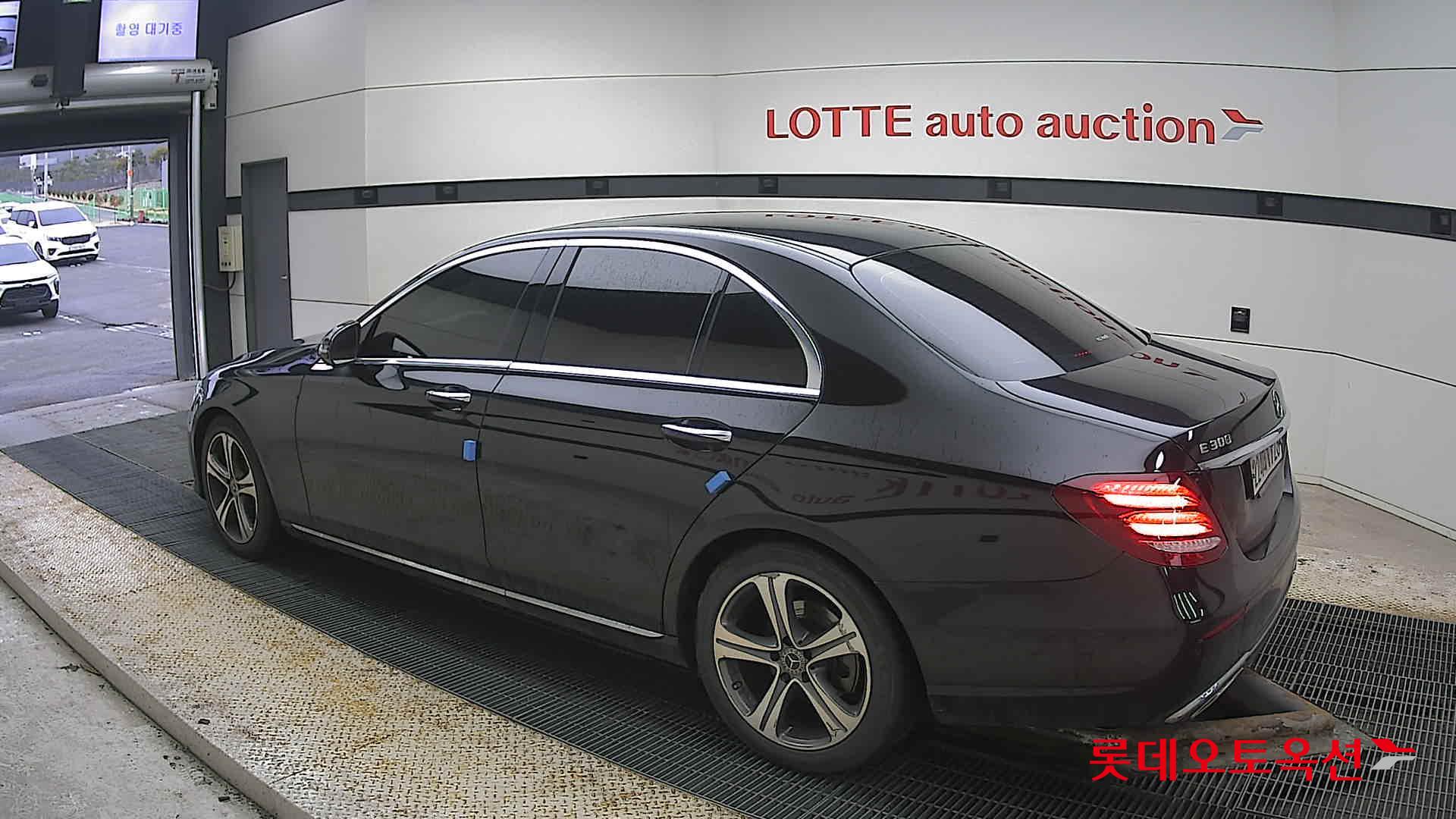 Mercedes-Benz E300 id 3816475 из Кореи 10