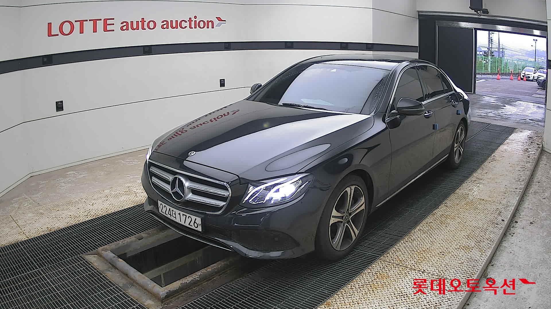 Mercedes-Benz E300 id 3816475 из Кореи 14