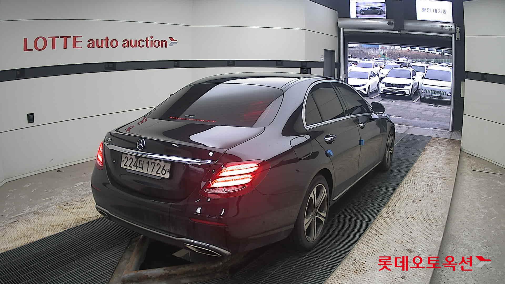 Mercedes-Benz E300 id 3816475 из Кореи 20