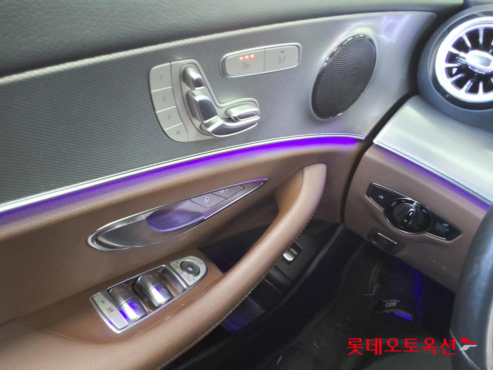 Mercedes-Benz E300 id 3816475 из Кореи 28