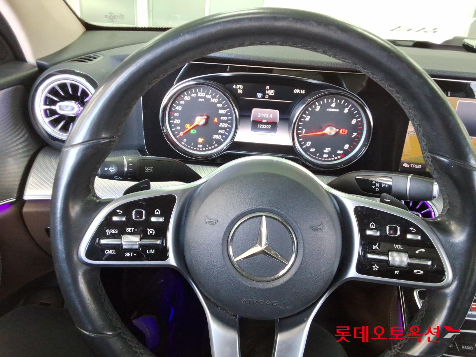 Mercedes-Benz E300 id 3816475 из Кореи 29