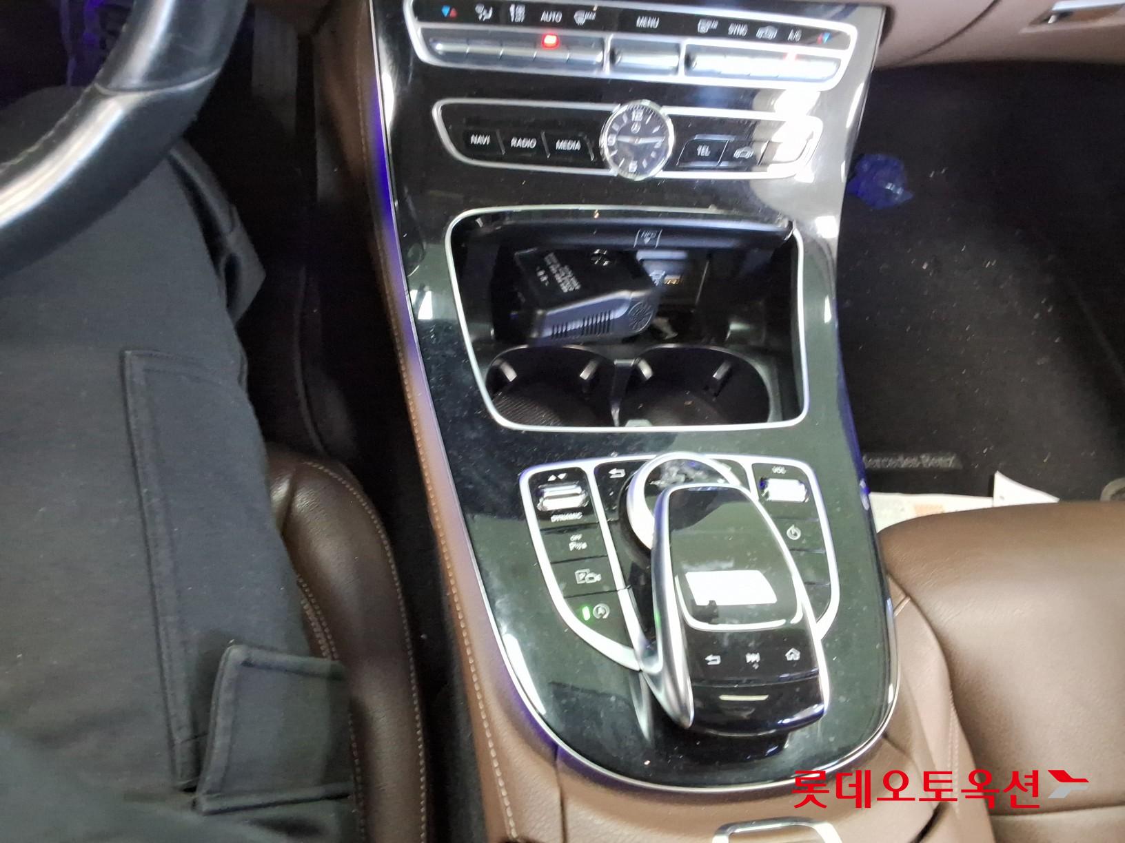 Mercedes-Benz E300 id 3816475 из Кореи 33