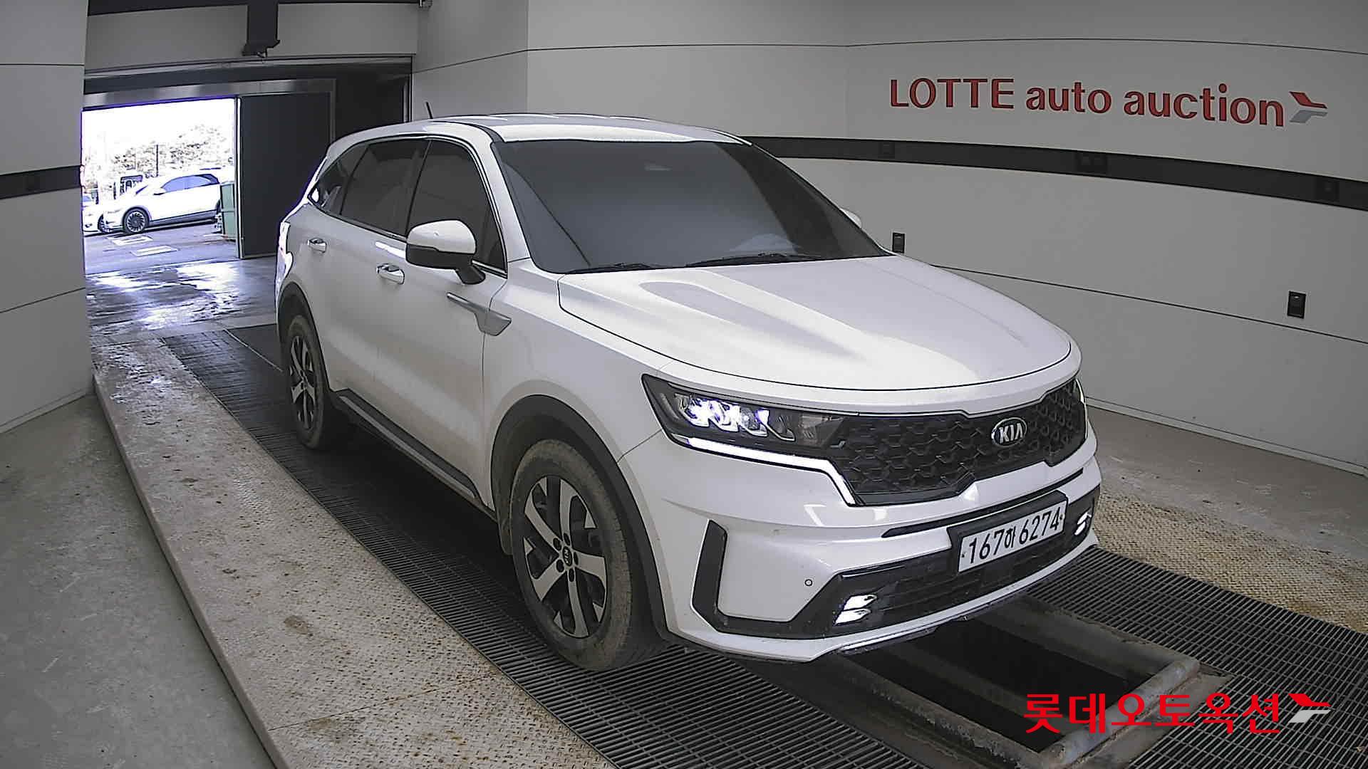 كيا سورينتو 2021 - صورة 6