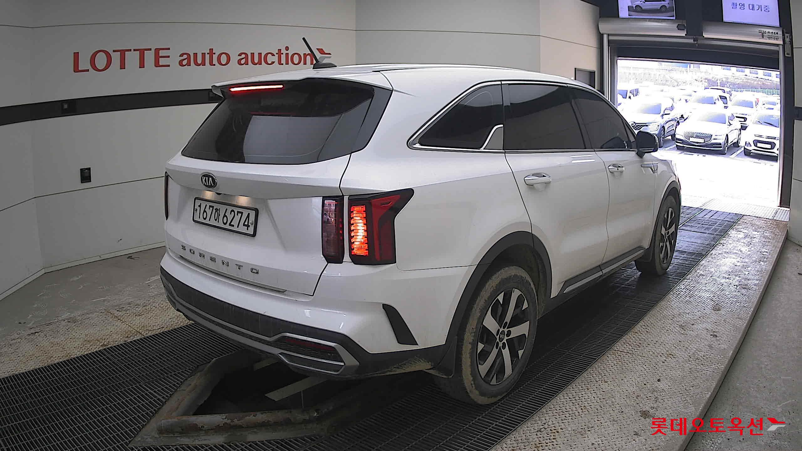 كيا سورينتو 2021 - صورة 5