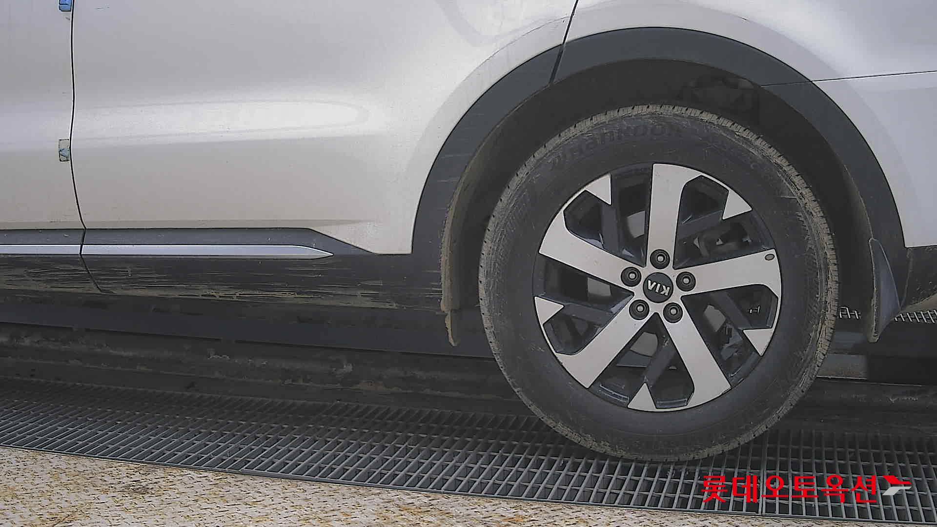 كيا سورينتو 2021 - صورة 26