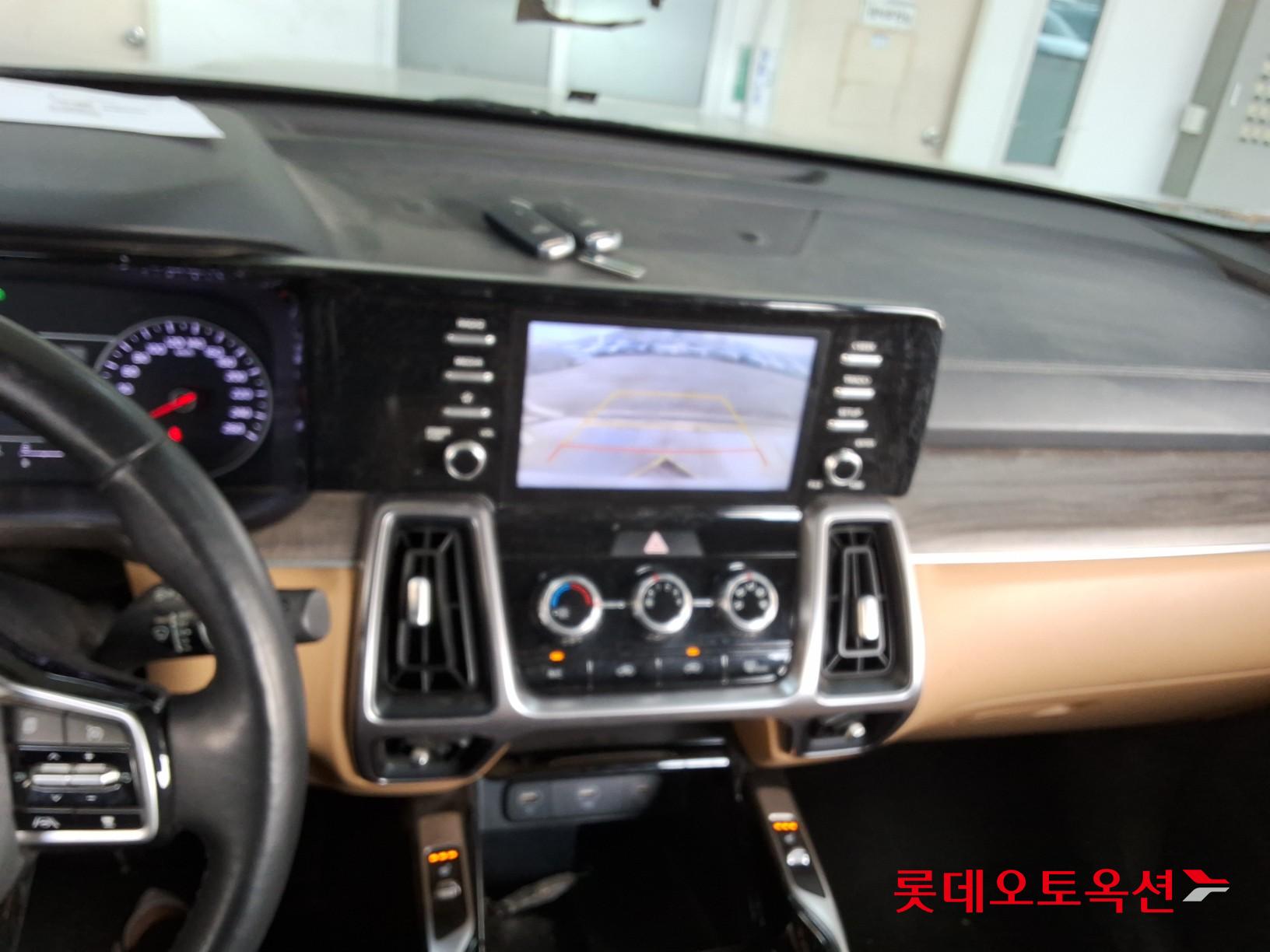 كيا سورينتو 2021 - صورة 32