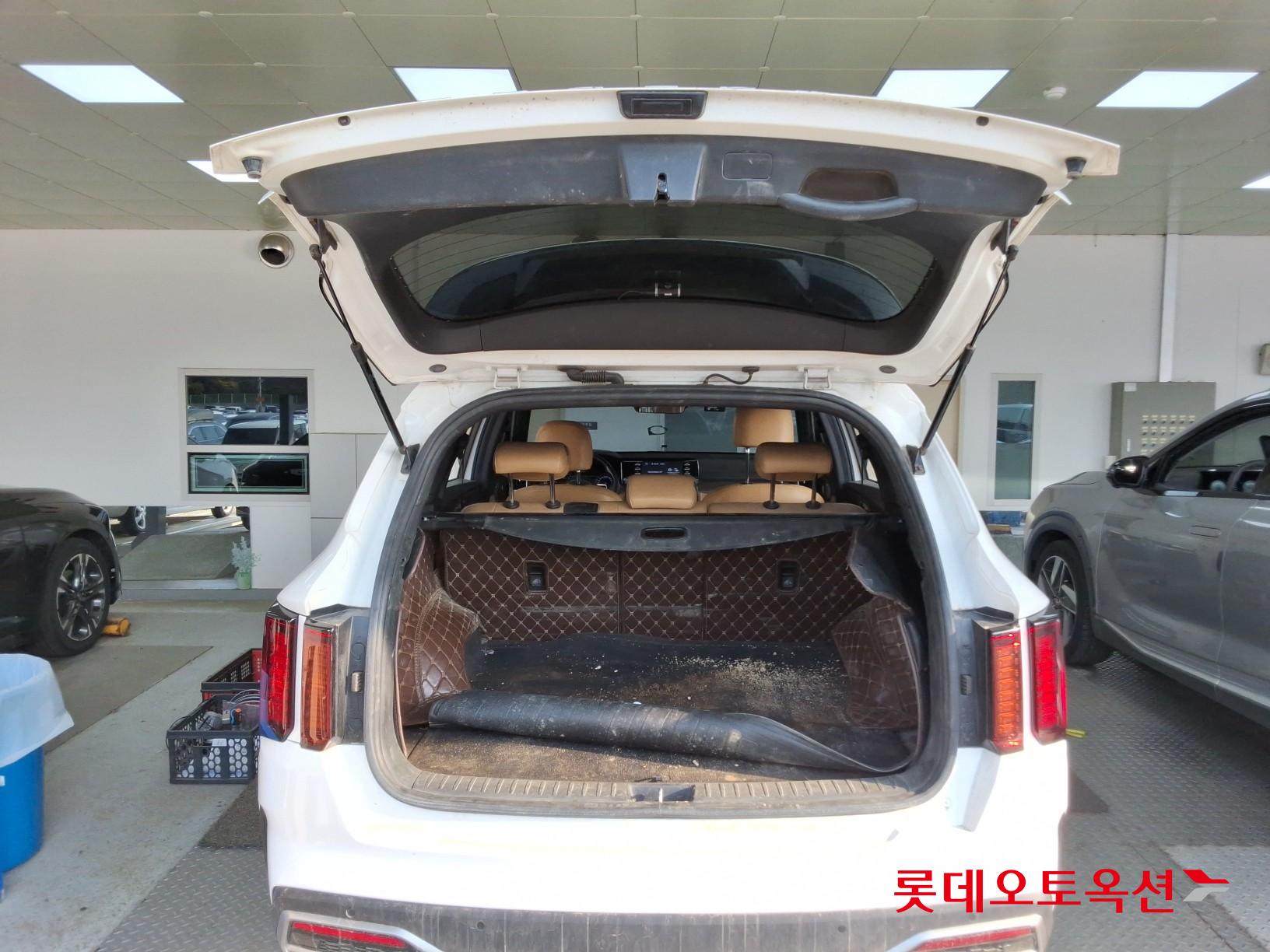 كيا سورينتو 2021 - صورة 9