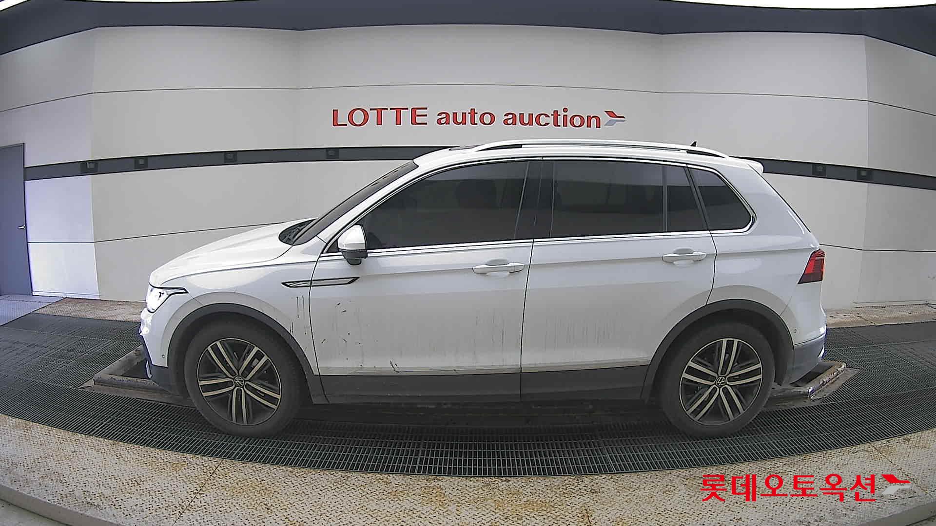 فولكس فاجن تيجوان 2022 - صورة 13