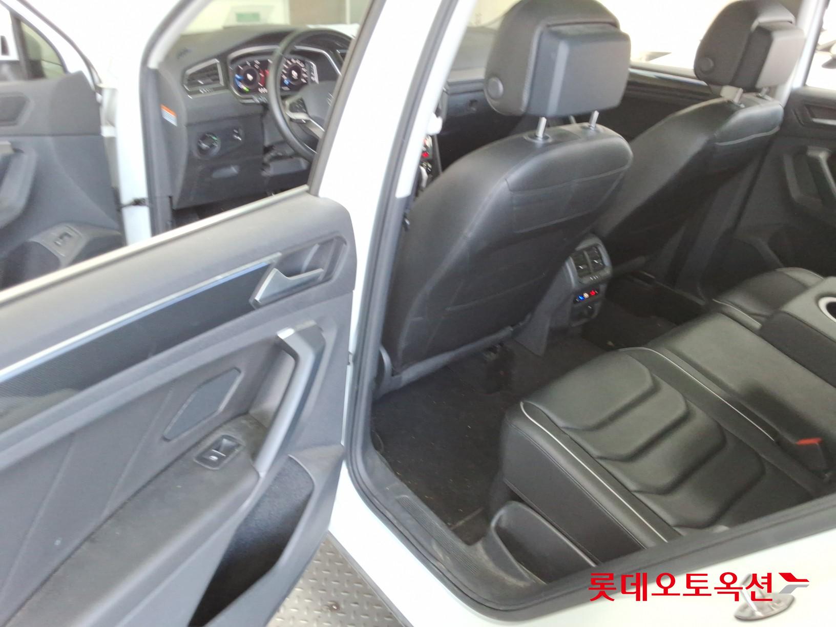 فولكس فاجن تيجوان 2022 - صورة 38