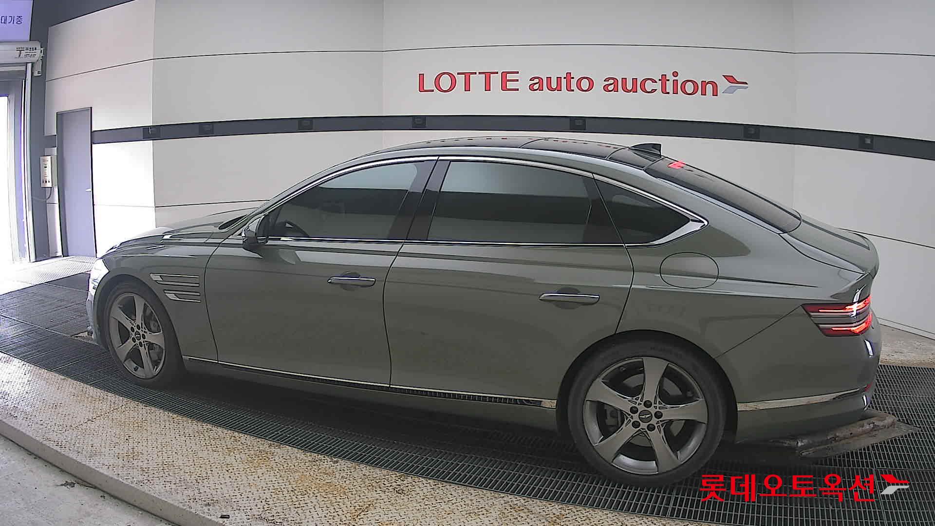 جينيسيس G80 2021 - صورة 14