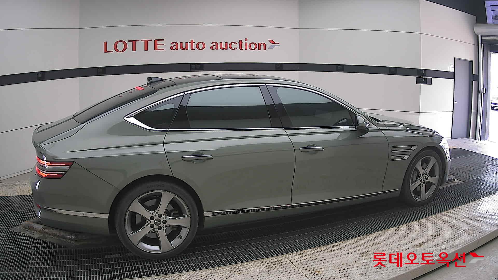 جينيسيس G80 2021 - صورة 20