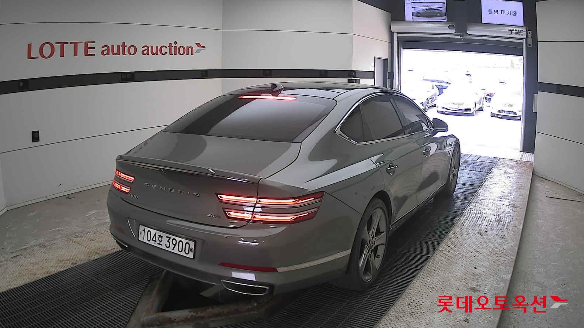 جينيسيس G80 2021 - صورة 18