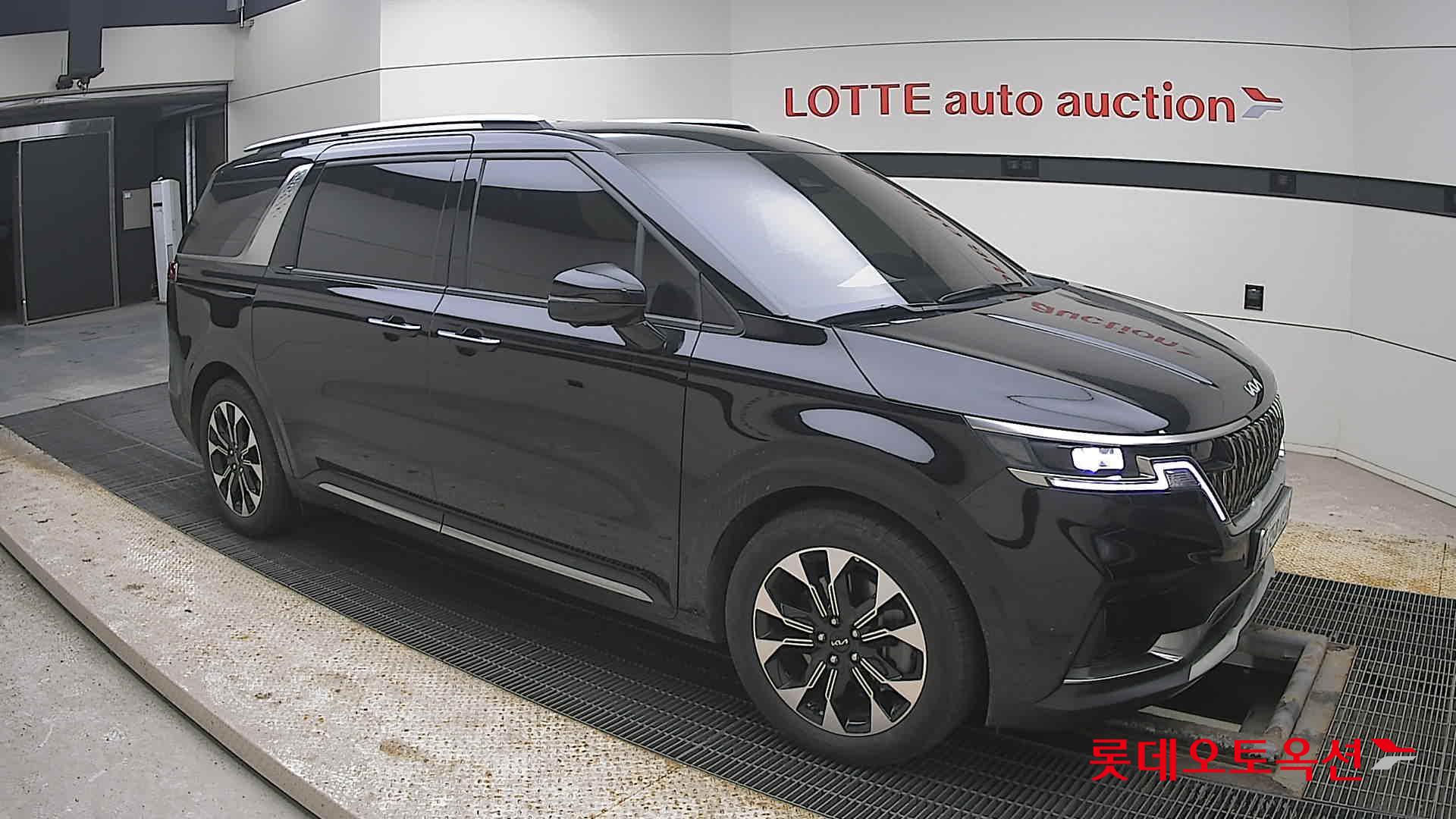 كيا كارنيفال 2023 - صورة 23