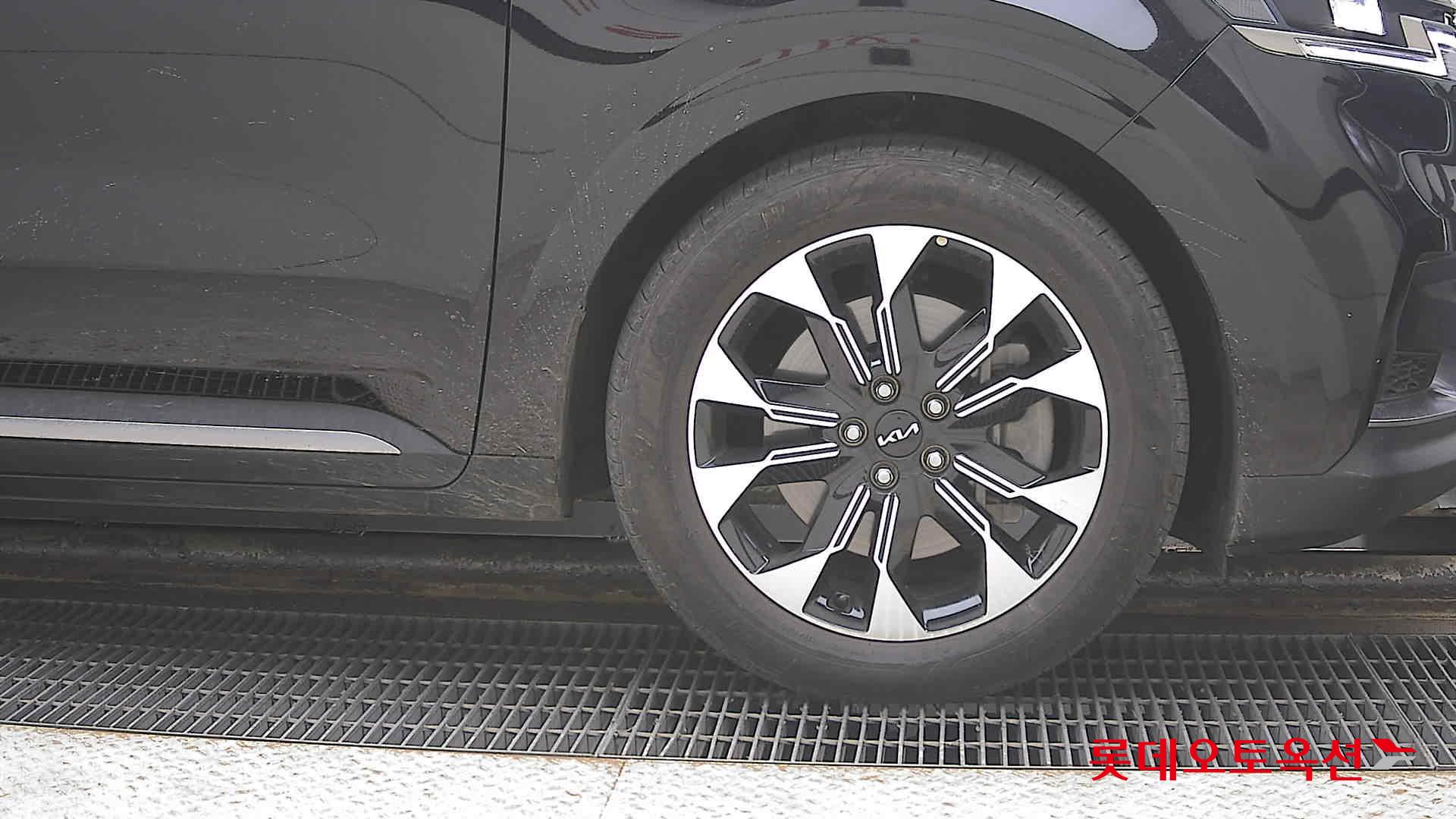 كيا كارنيفال 2023 - صورة 27