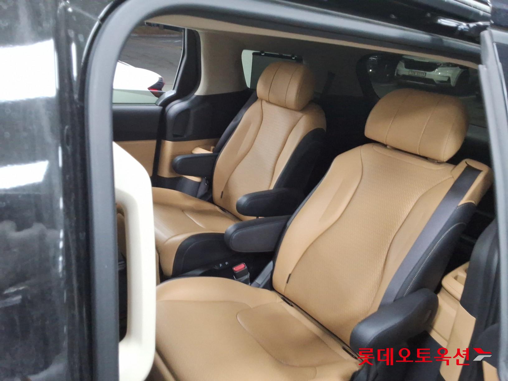 كيا كارنيفال 2023 - صورة 38