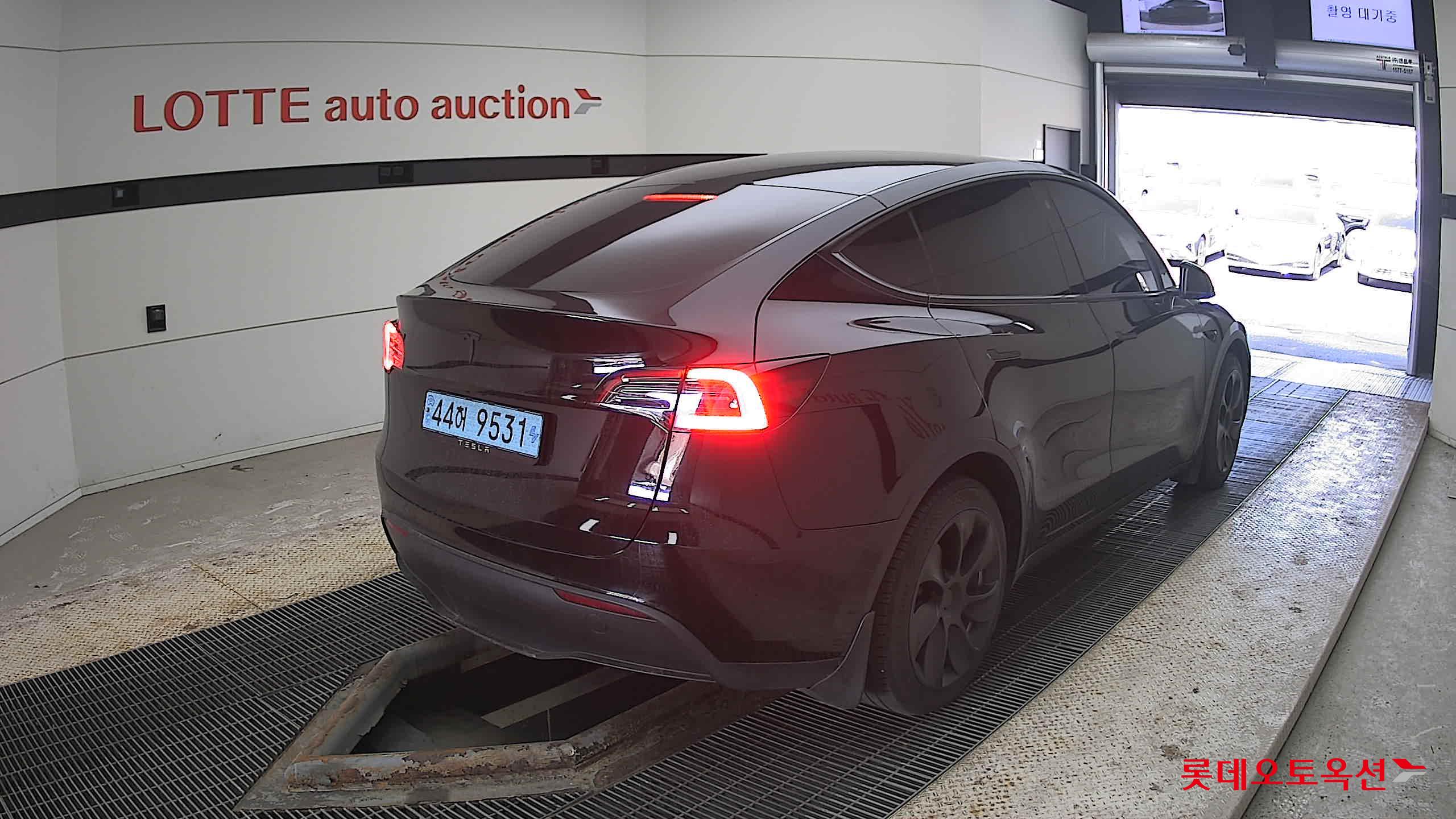 Tesla Model Y 2024 - Image 5