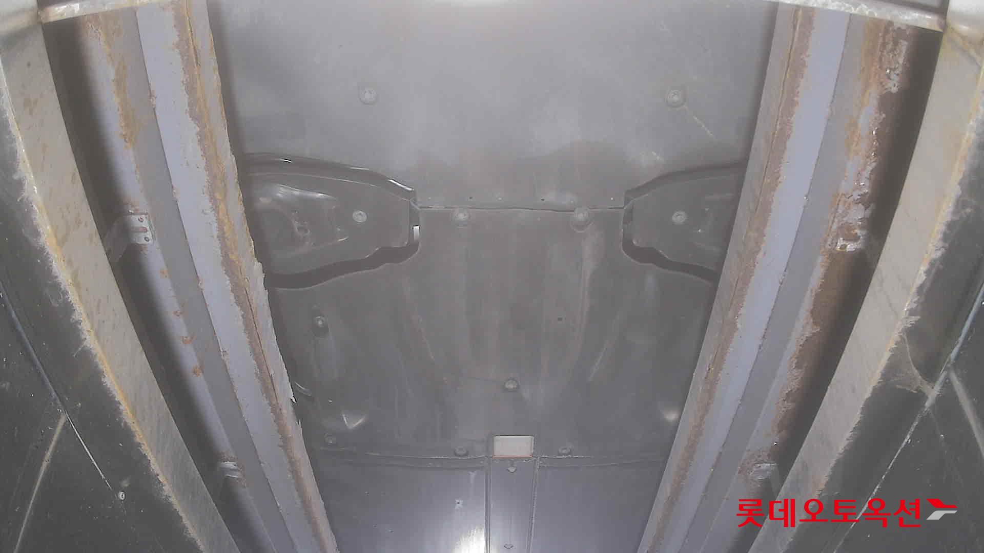 Tesla Model Y 2024 - Image 2