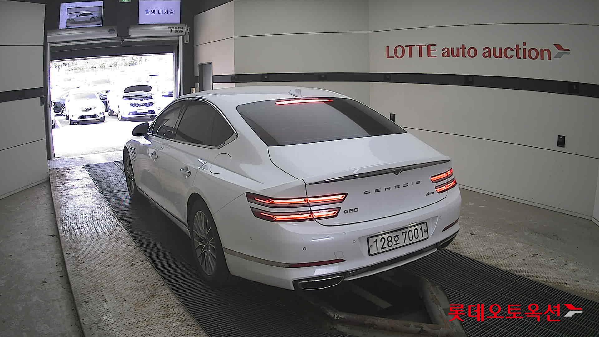 Genesis G80 2021 - Image 16