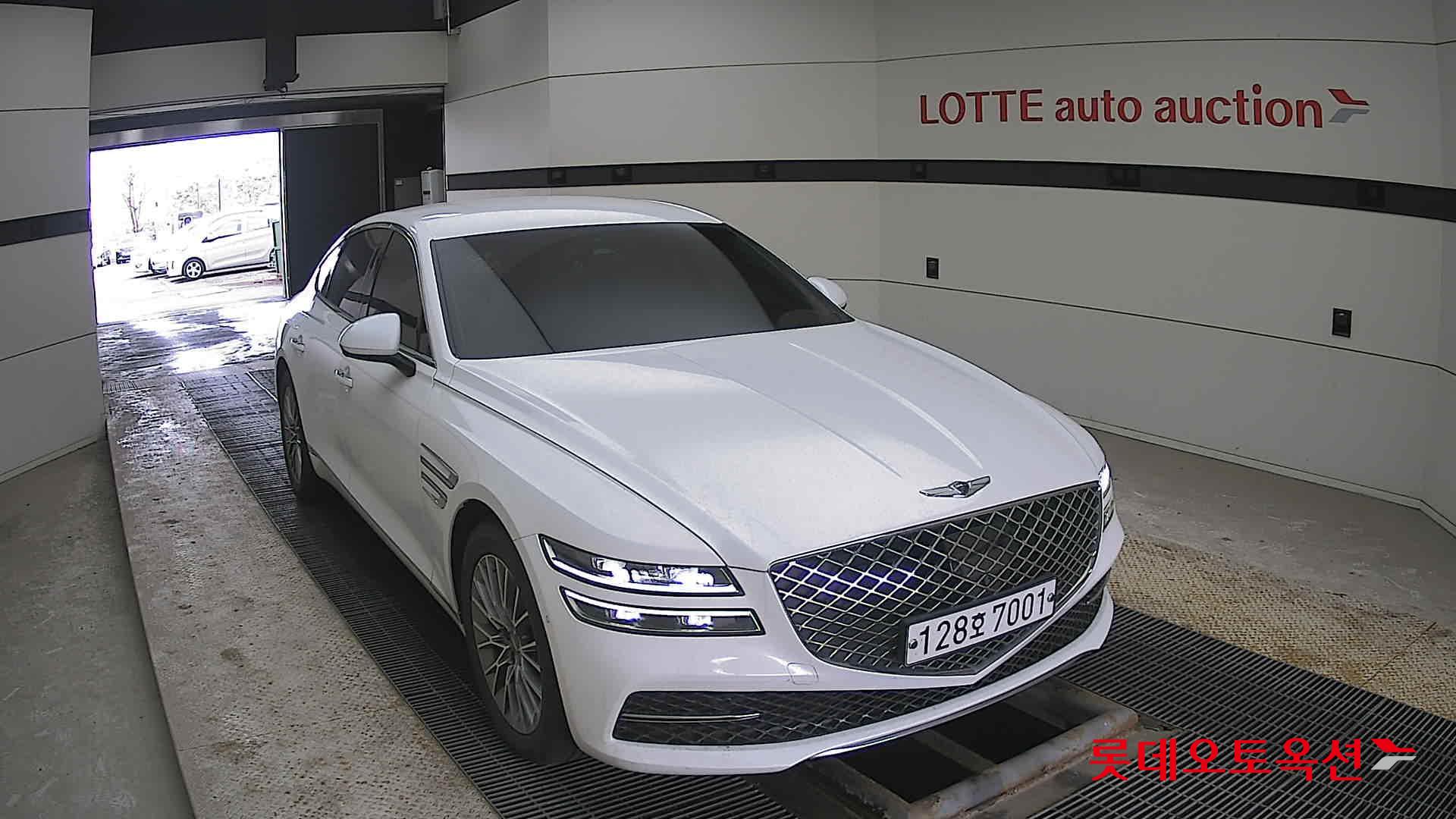 Genesis G80 2021 - Image 24