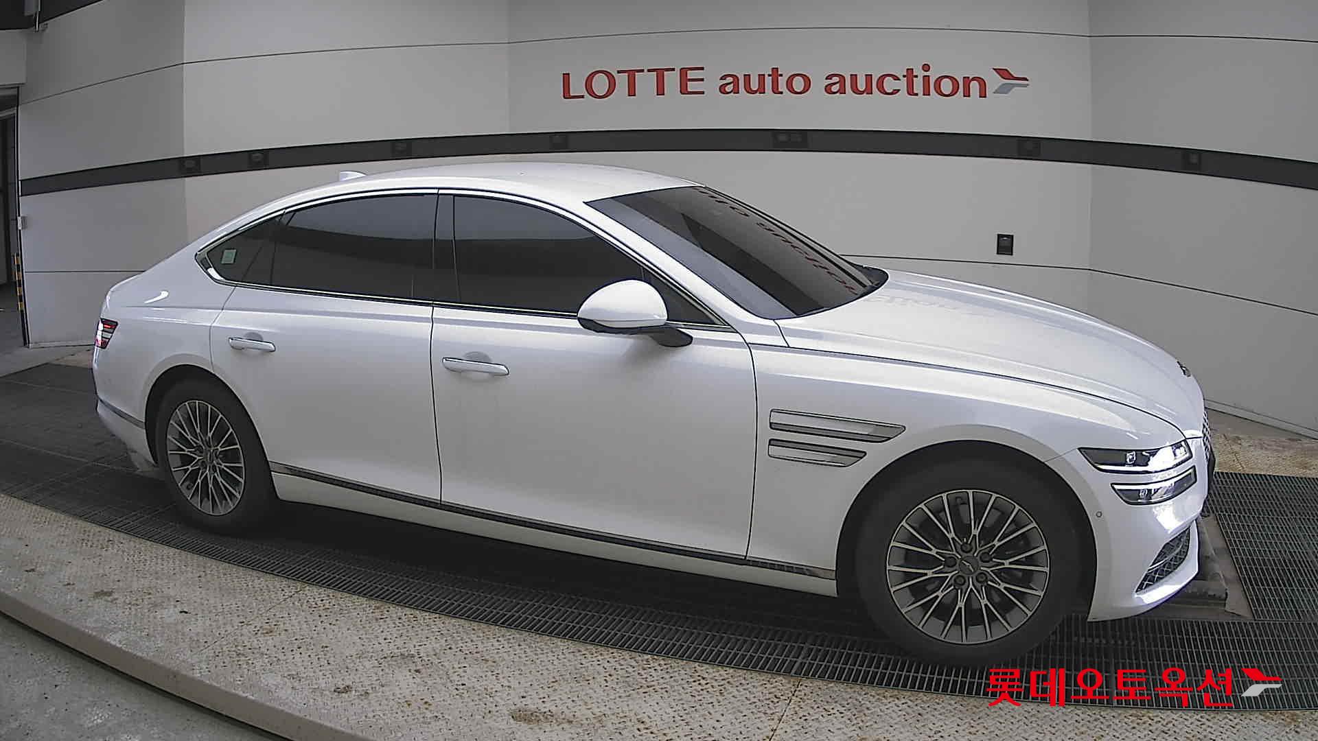 Genesis G80 2021 - Image 22