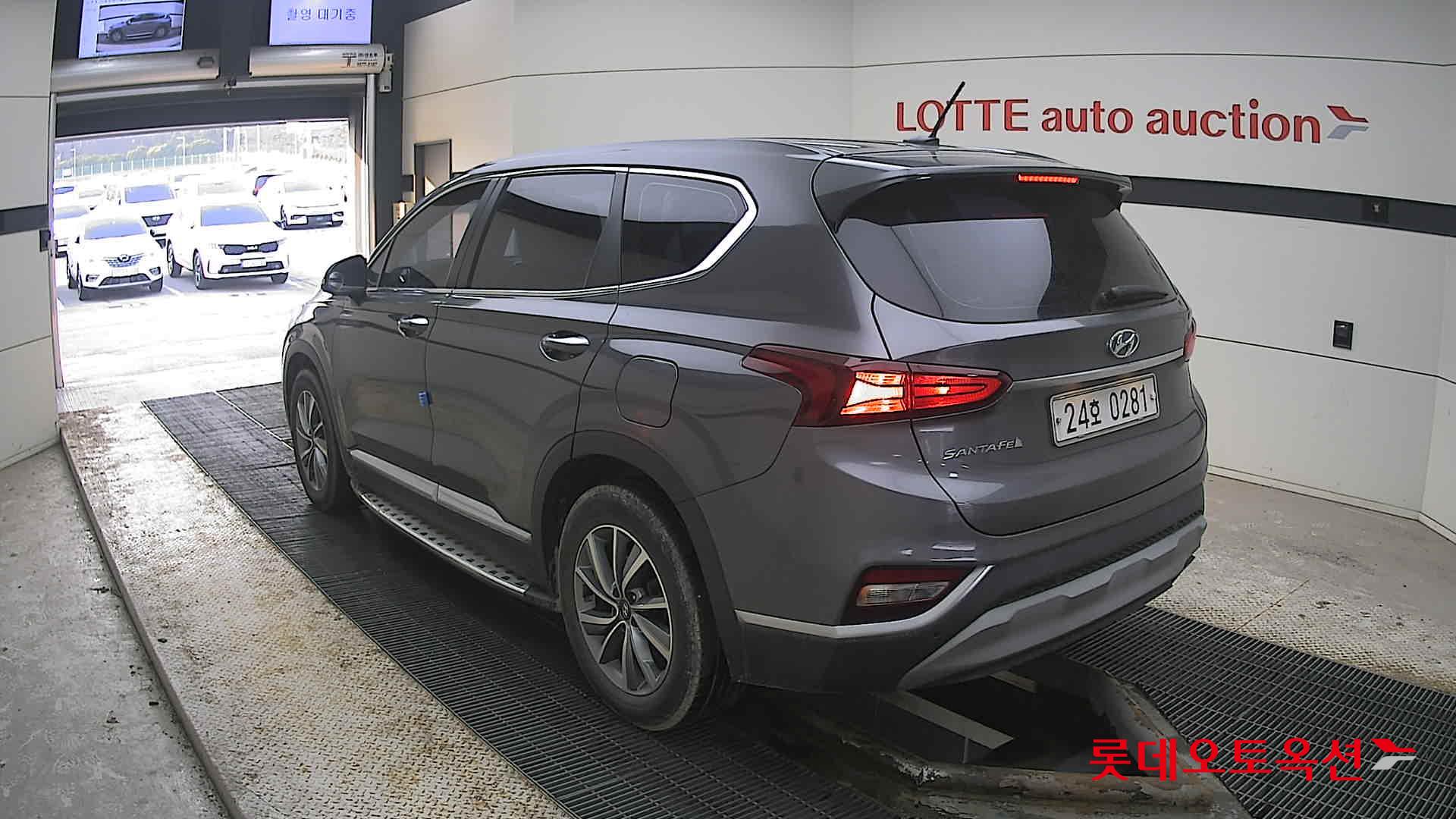 Hyundai Santa Fe 2020 - Image 4