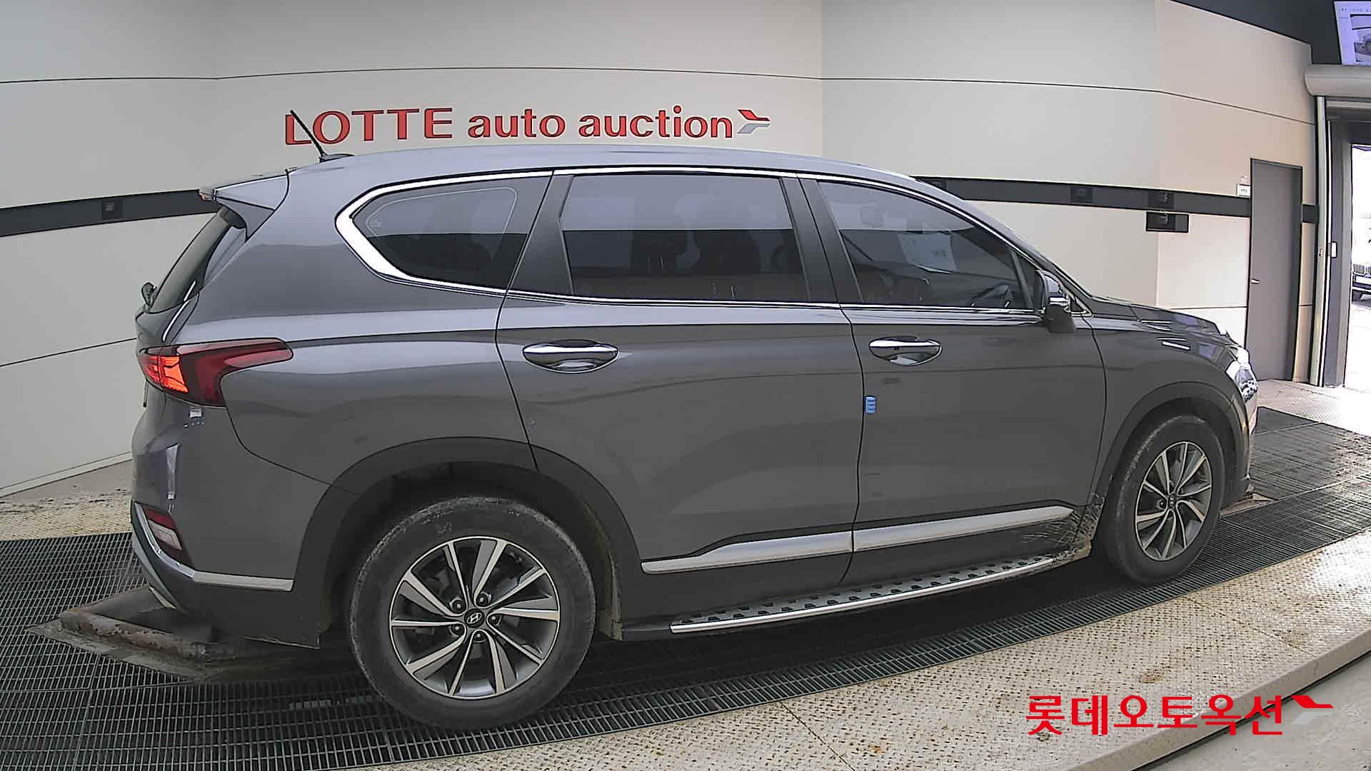 Hyundai Santa Fe 2020 - Image 20