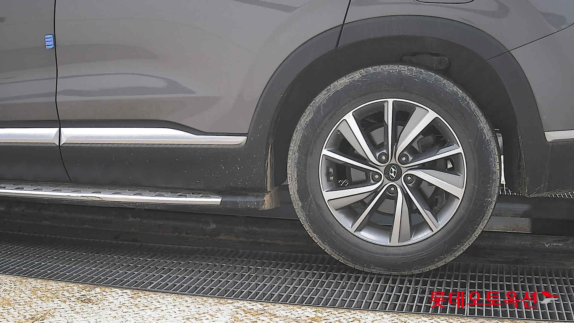 Hyundai Santa Fe 2020 - Image 26