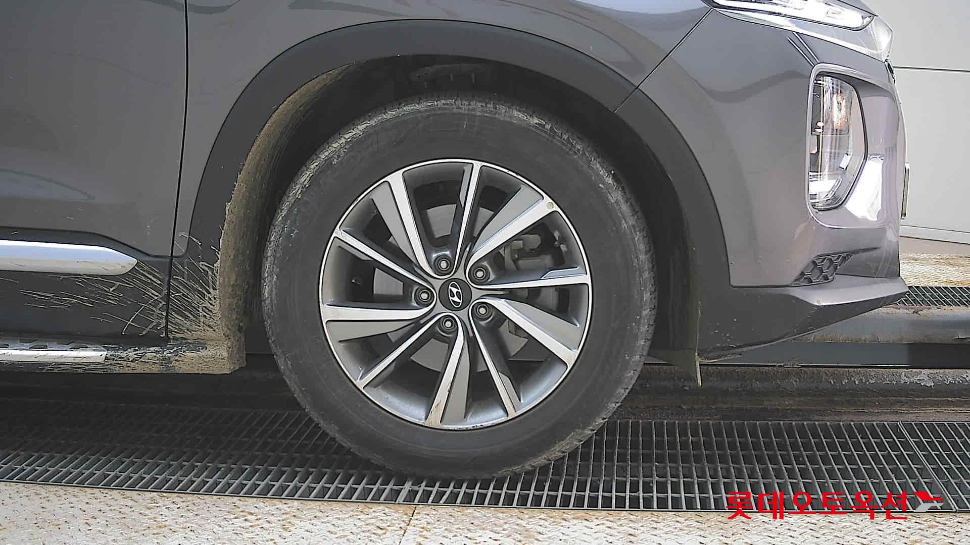 Hyundai Santa Fe 2020 - Image 27