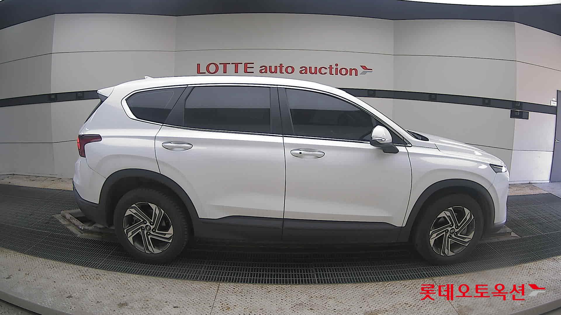 Hyundai Santa Fe 2022 Белый из Кореи, фото 3