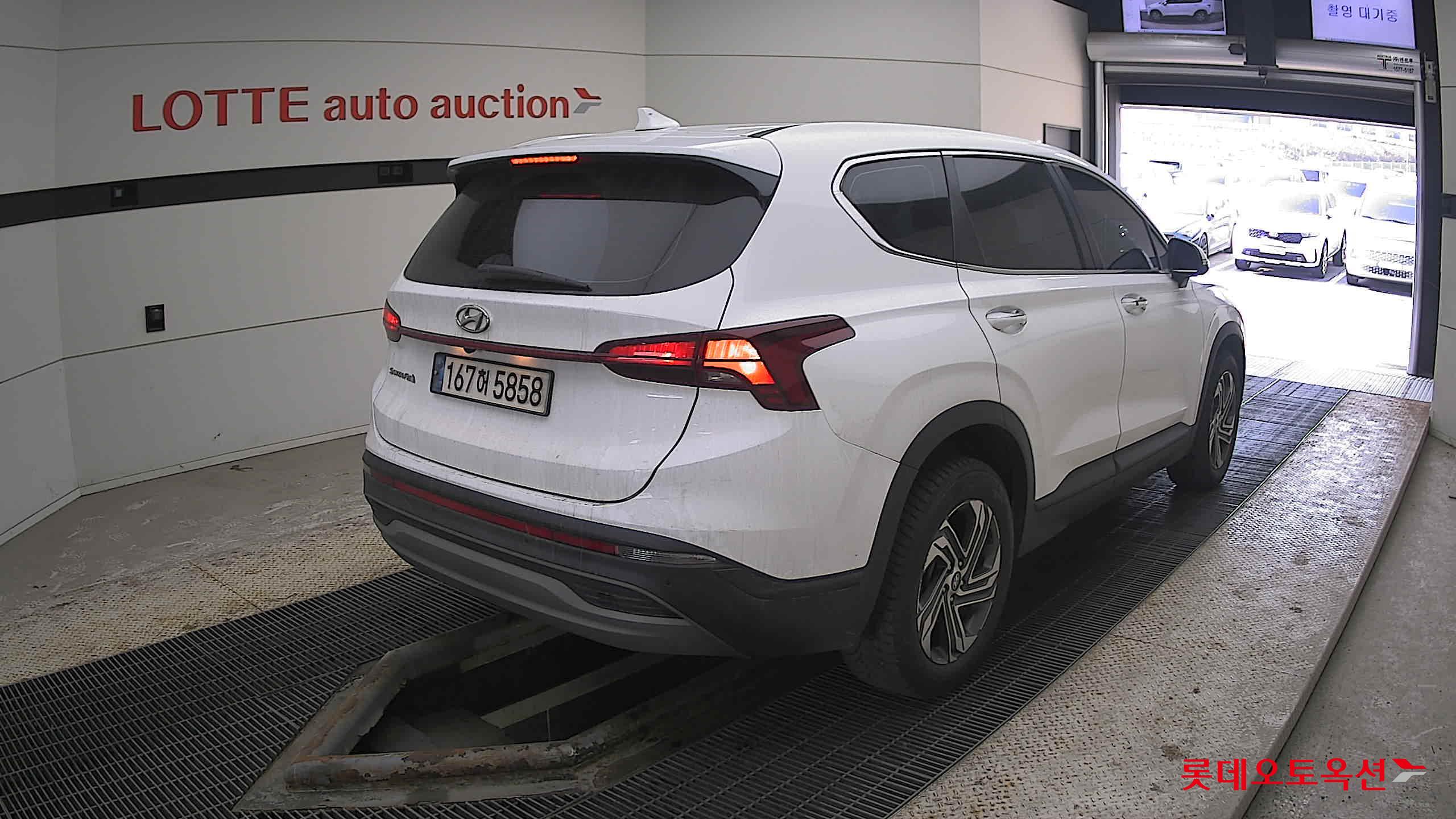 Hyundai Santa Fe 2022 Белый из Кореи, фото 4