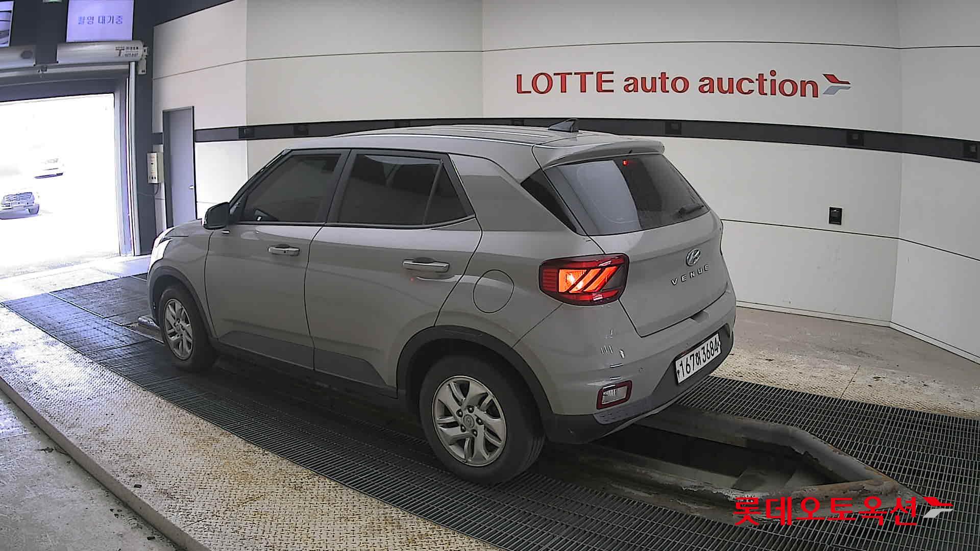 Hyundai Venue id 3803694 из Кореи 10