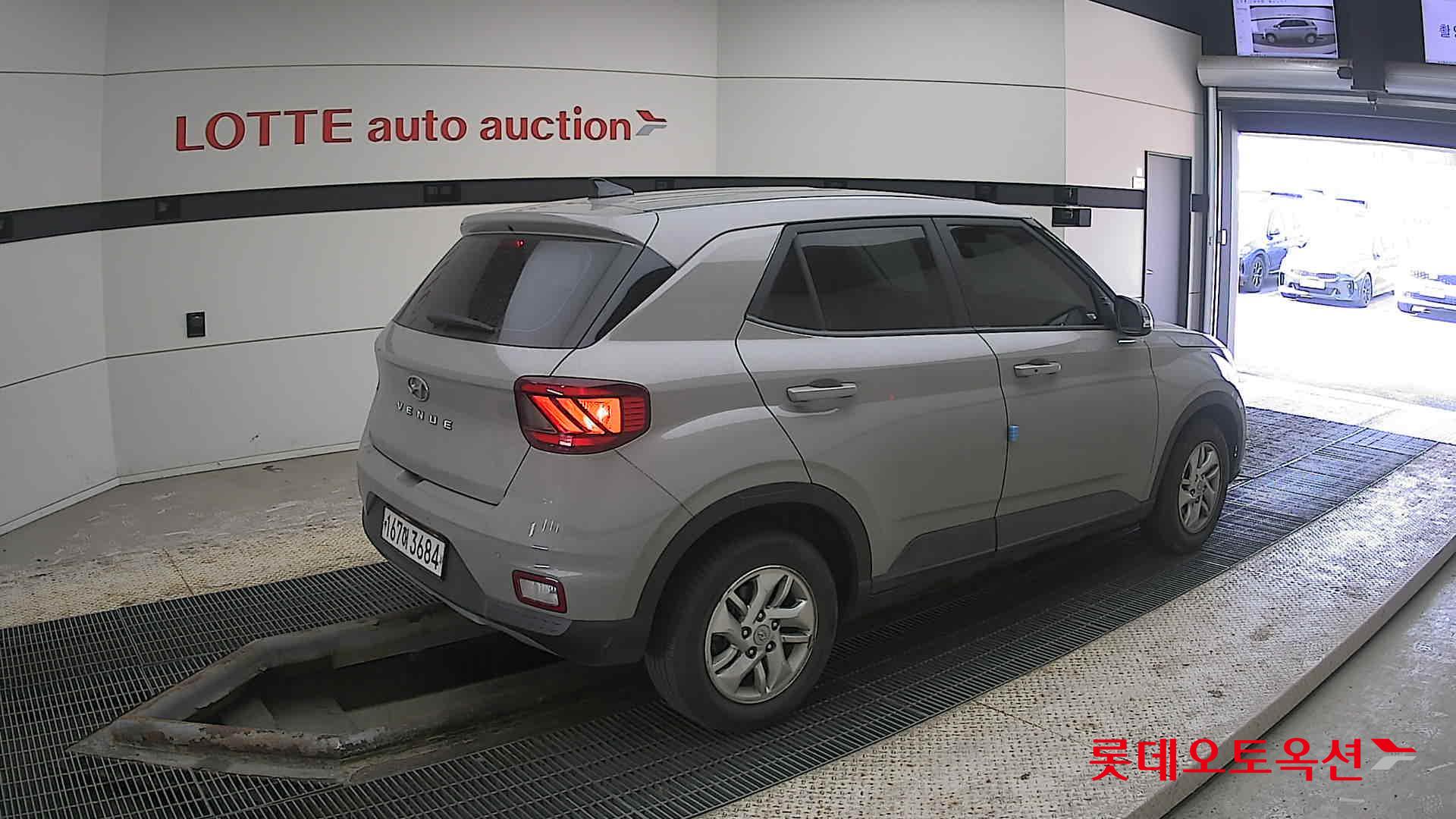 Hyundai Venue id 3803694 из Кореи 19