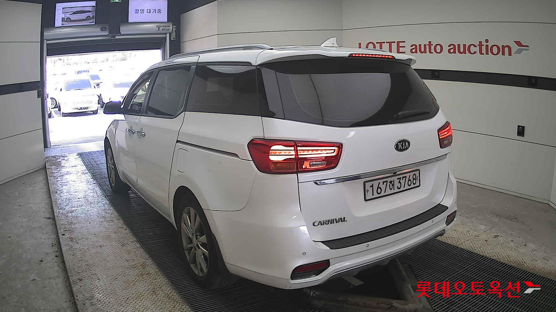 Kia Carnival id 3803781 из Кореи 9
