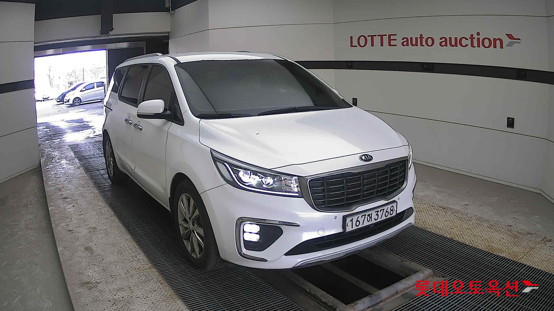 Kia Carnival id 3803781 из Кореи 15