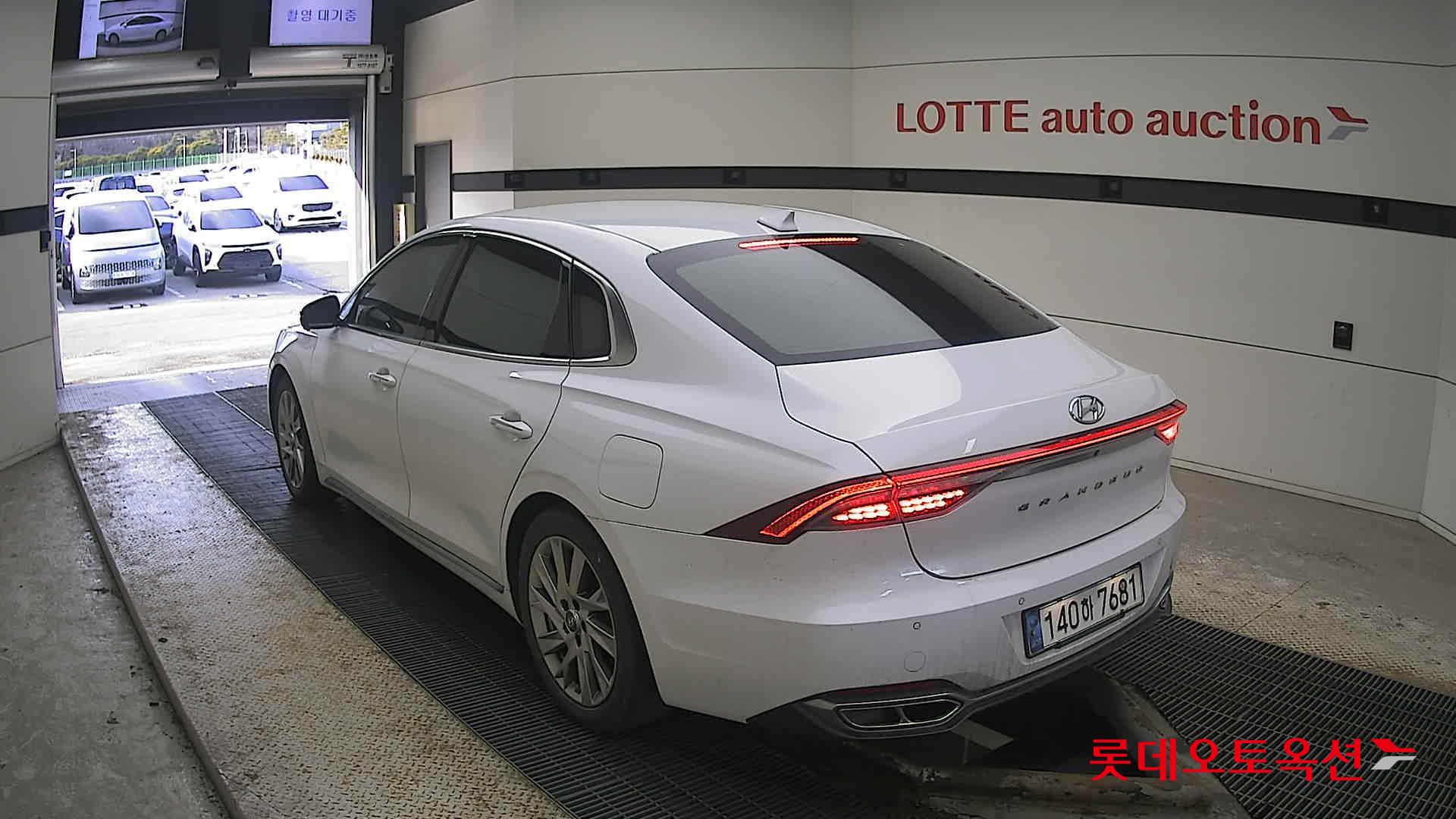 Hyundai Grandeur Hybrid 2021 Белый из Кореи, фото 6