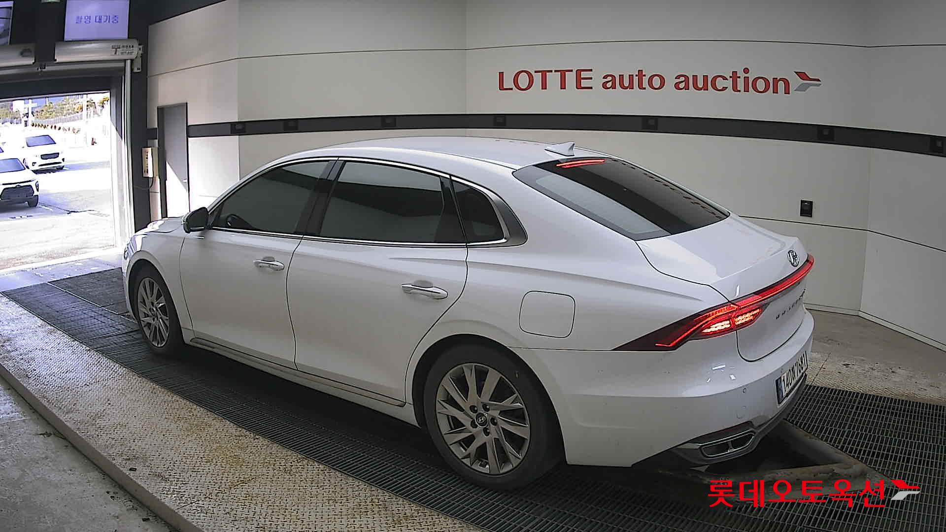 Hyundai Grandeur Hybrid id 3816352 из Кореи 10