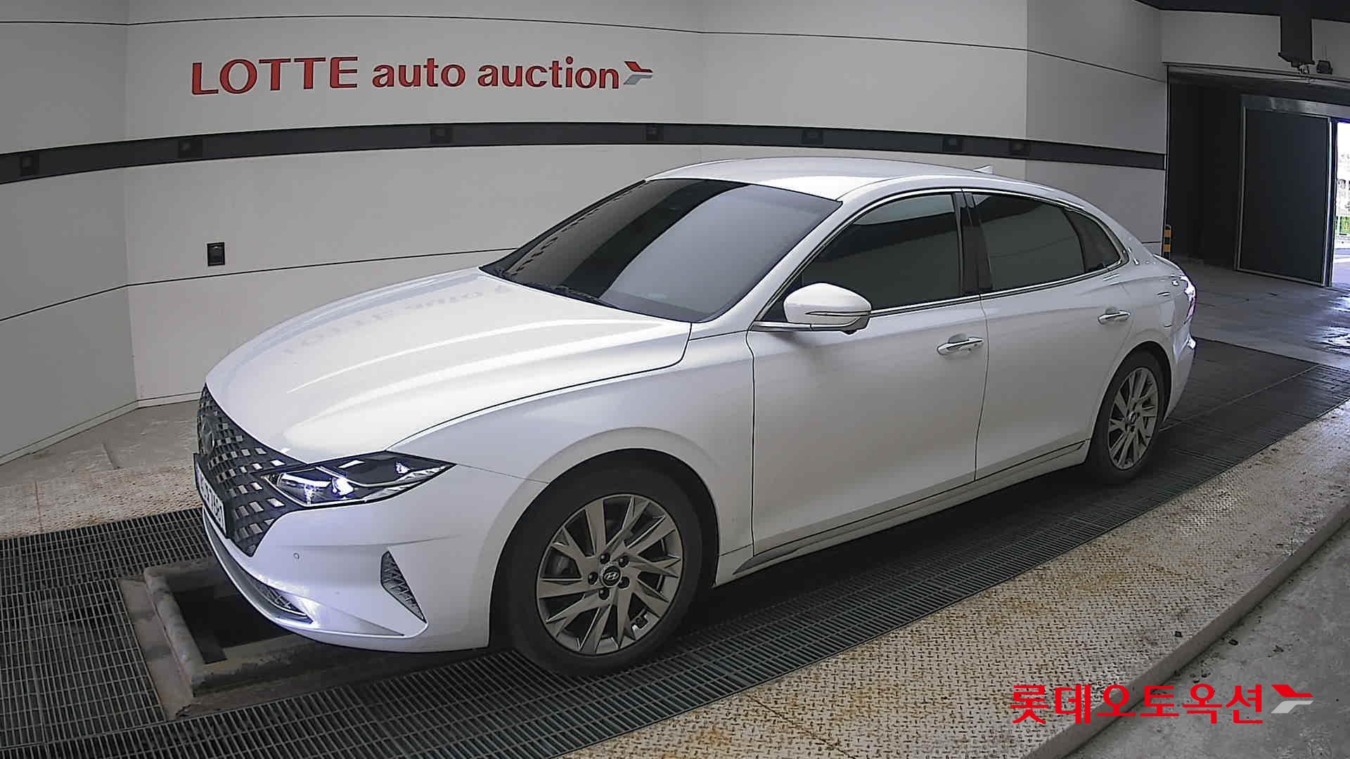 Hyundai Grandeur Hybrid id 3816352 из Кореи 13