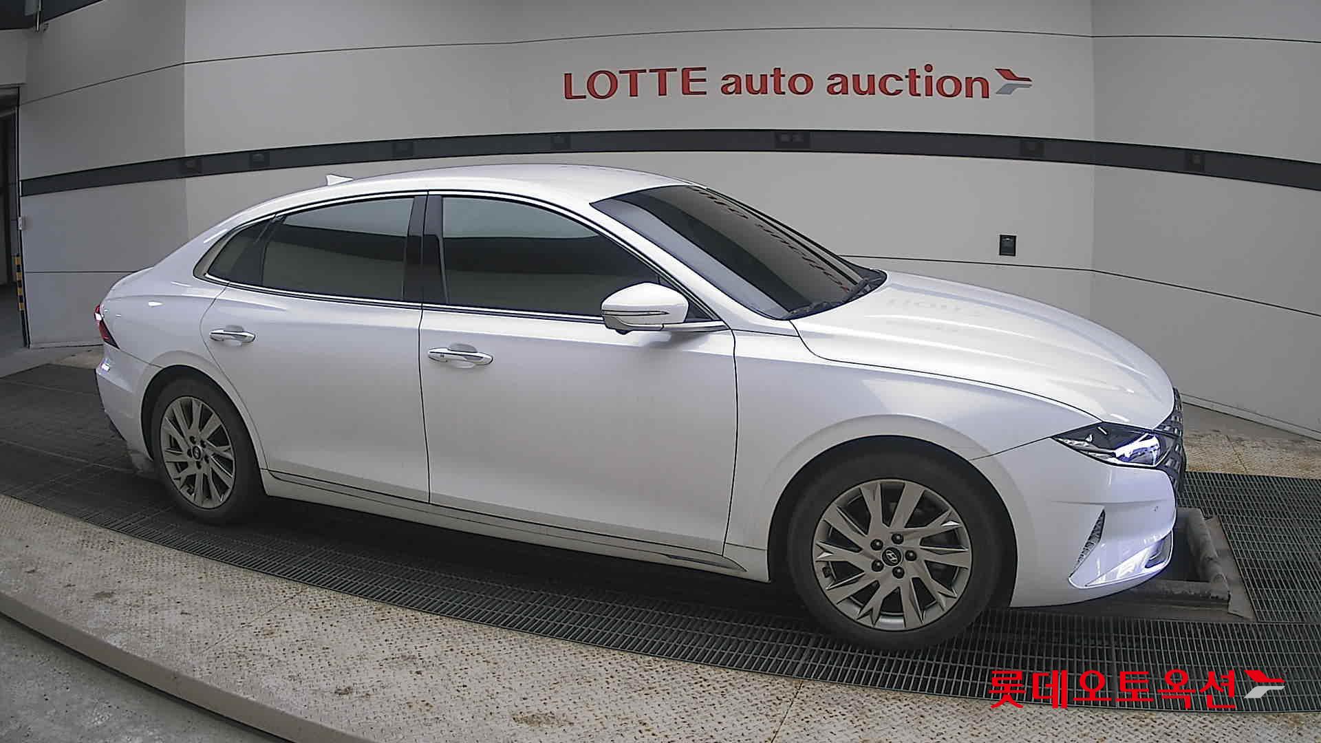 Hyundai Grandeur Hybrid id 3816352 из Кореи 17