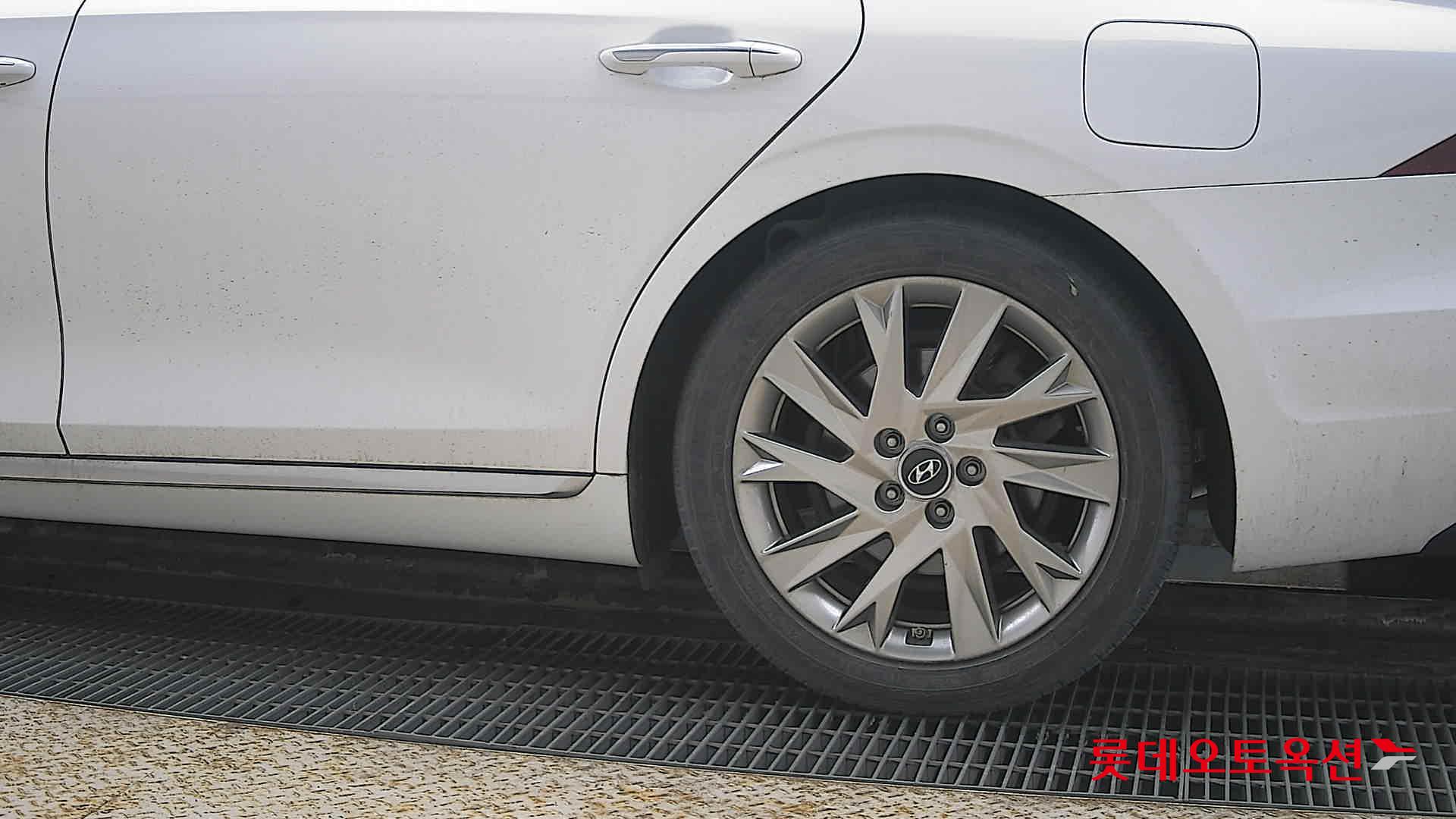 Hyundai Grandeur Hybrid id 3816352 из Кореи 22