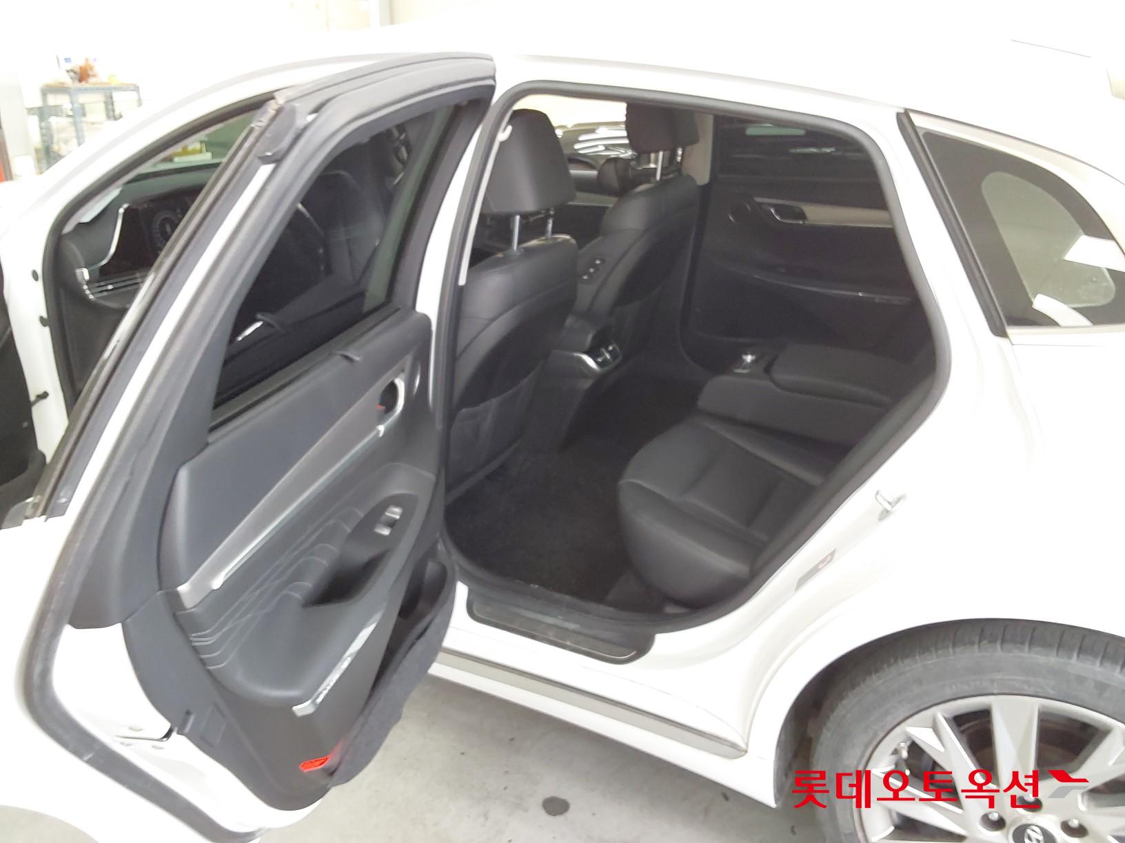 Hyundai Grandeur Hybrid id 3816352 из Кореи 37