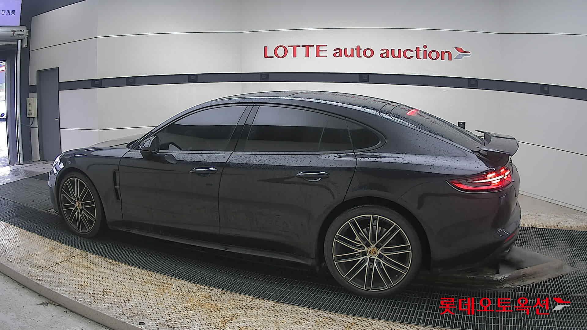 Porsche Panamera 4 id 3810008 из Кореи 11
